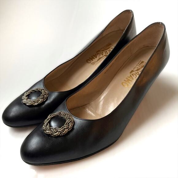 Salvatore Ferragamo Shoes - Salvatore Ferragamo vintage Italian leather shoes